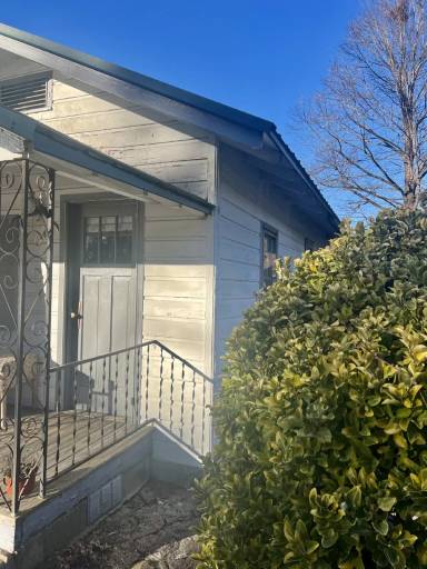 Main picture of 920 Greenville Hwy