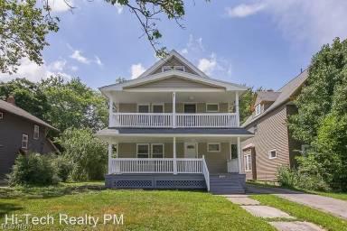 Main picture of 1298 W 110th St