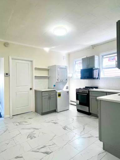 Main picture of 364 River Dr