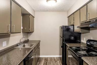 Main picture of 4640 Talmadge Rd