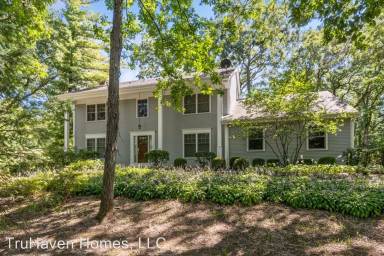 Main picture of 277 Niles Ave