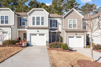 Main picture of 313 White Oak Ridge Dr
