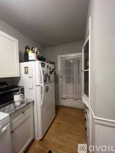 Main picture of 11 Beacon St