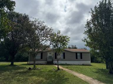 Main picture of 111 Songbird Ln