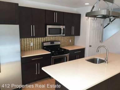 Main picture of 3429 Denny St