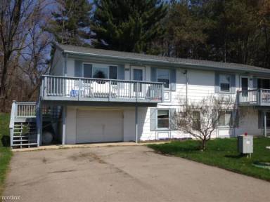 Main picture of 6106 Scotch Blue St