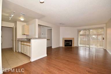 Main picture of The Residence at Canyon Gate