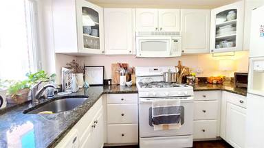 Main picture of 30 Saint Paul St