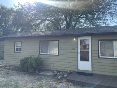 Main picture of 105 John St