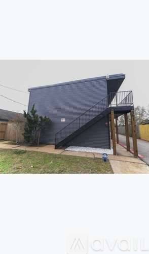 Main picture of 311 Campbell Ave