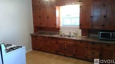 Main picture of 2920 Bryant Ave N