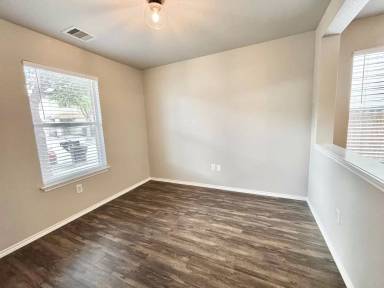 Main picture of 103 Booker Palm