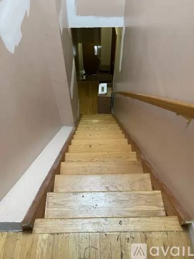Main picture of 1892 Bergen St