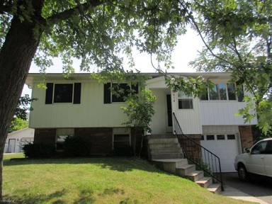 Main picture of 456 Clayton Ave NW