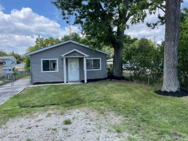 Main picture of 5415 Burgess Dr