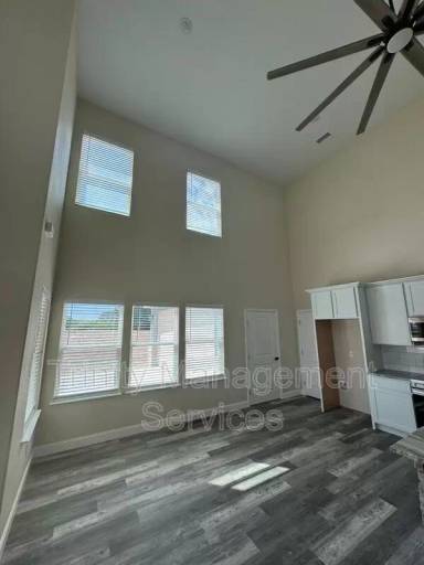 Main picture of 1312 Johnson Bend Rd