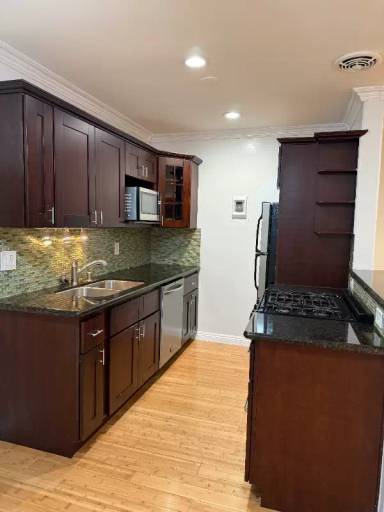 Main picture of 4415 Inglewood Blvd