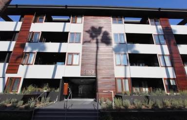 Main picture of 310 N Crescent Dr