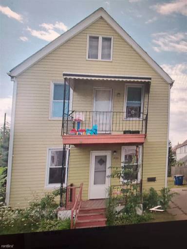 Main picture of 3868 Norwalk St