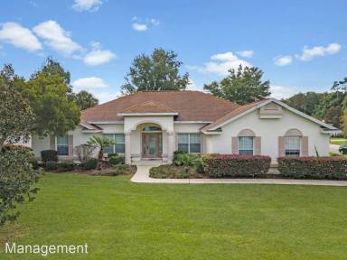 Main picture of 4540 NW 6th Cir