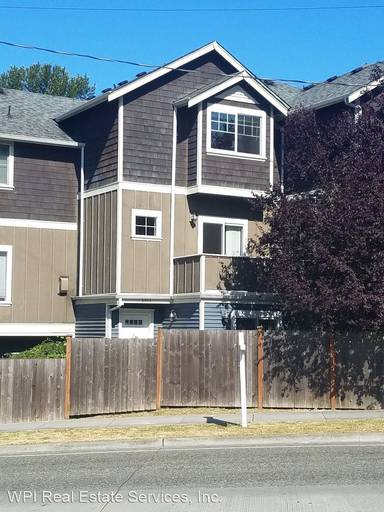 Main picture of 4703 Sand Point Way NE