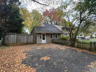 Main picture of 1601 Marshall Ave