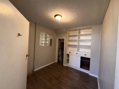 Main picture of 618 S Center St