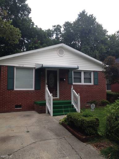 Main picture of 1212 Battle St