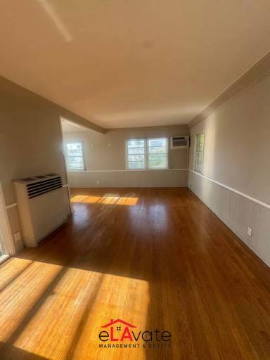 Main picture of 14412 Emelita St