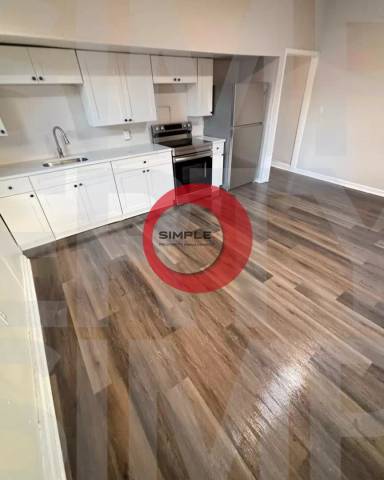 Main picture of 230 N 4th St
