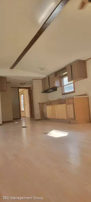 Main picture of 36 Diana Dr