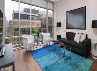 Main picture of 1219 W Madison St