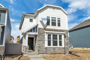 Main picture of 9767 N Springwood Ln