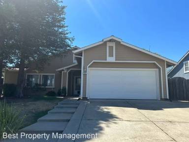 Main picture of 1711 Hemlock Ct