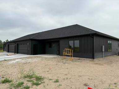 Main picture of 708 46th St E