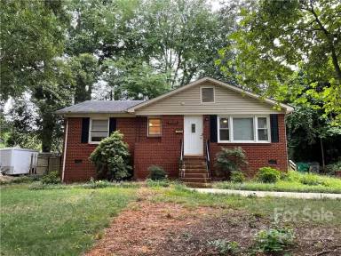 Main picture of 4440 Holbrook Dr