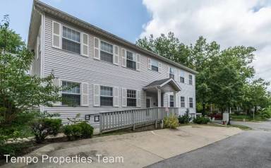 Main picture of 313 N Lincoln St