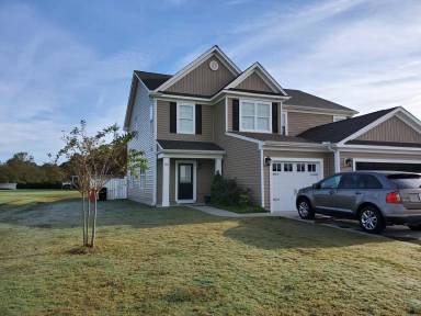 Main picture of 202 Spinnaker St