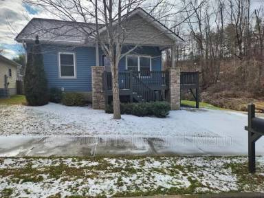 Main picture of 106 Vester Ct