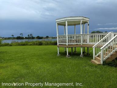 Main picture of 461 Waterview Dr