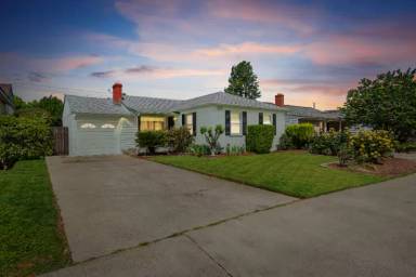 Main picture of 354 Lagomarsino Way