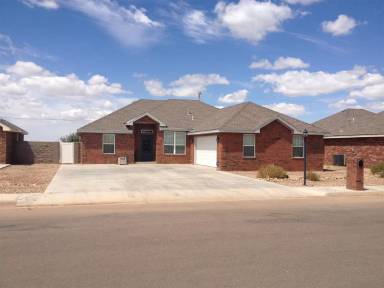 Main picture of 2242 Boxwood Cir