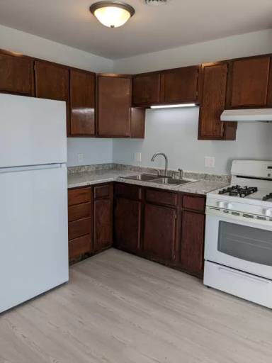 Main picture of 213 Logan St