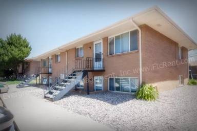 Main picture of 3006 Sunset Dr