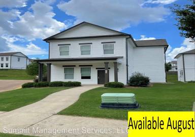 Main picture of 634 Northwoods Trl