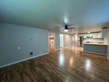 Main picture of 2855 SW Umatilla Ave