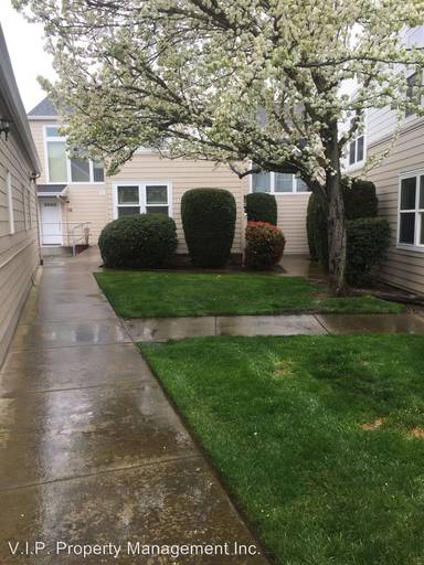 Main picture of 15711 NE Beech St