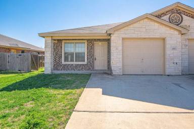 Main picture of 4602 Cambridge Dr