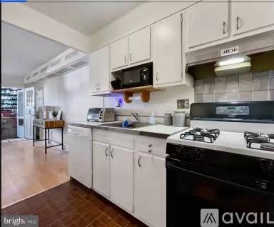 Main picture of 208 6th St SE