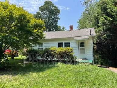 Main picture of 49 Riverview Dr